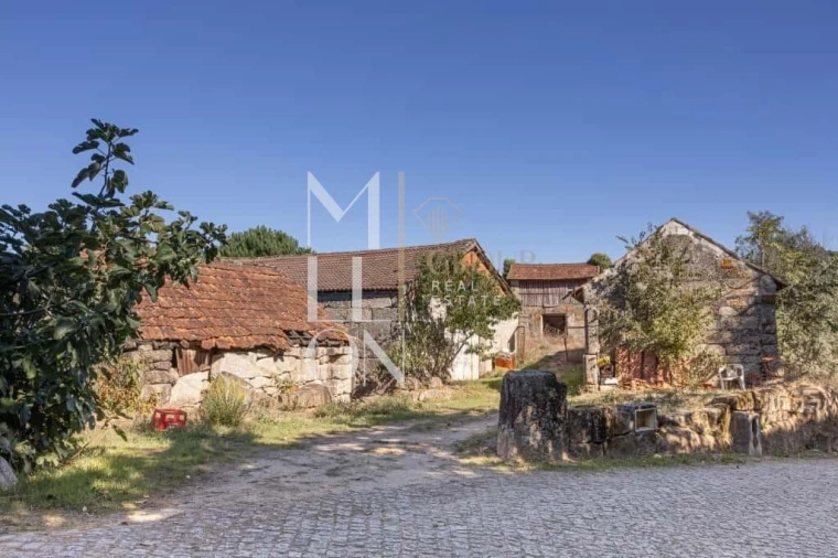 Quinta T3 para Venda em Jazente Foto 7