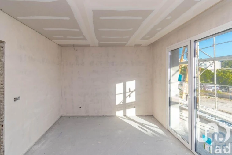 Apartamento T2 para Venda em Parceiros e Azoia Foto 10