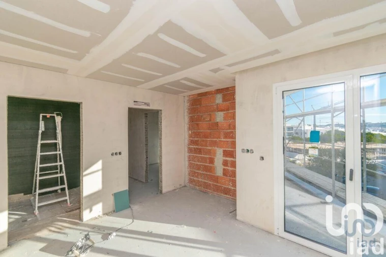 Apartamento T2 para Venda em Parceiros e Azoia Foto 13