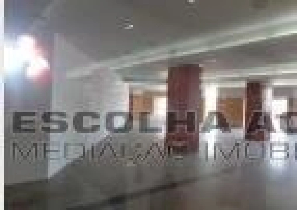 Loja para Arrendamento em Cidade da Maia Foto 2