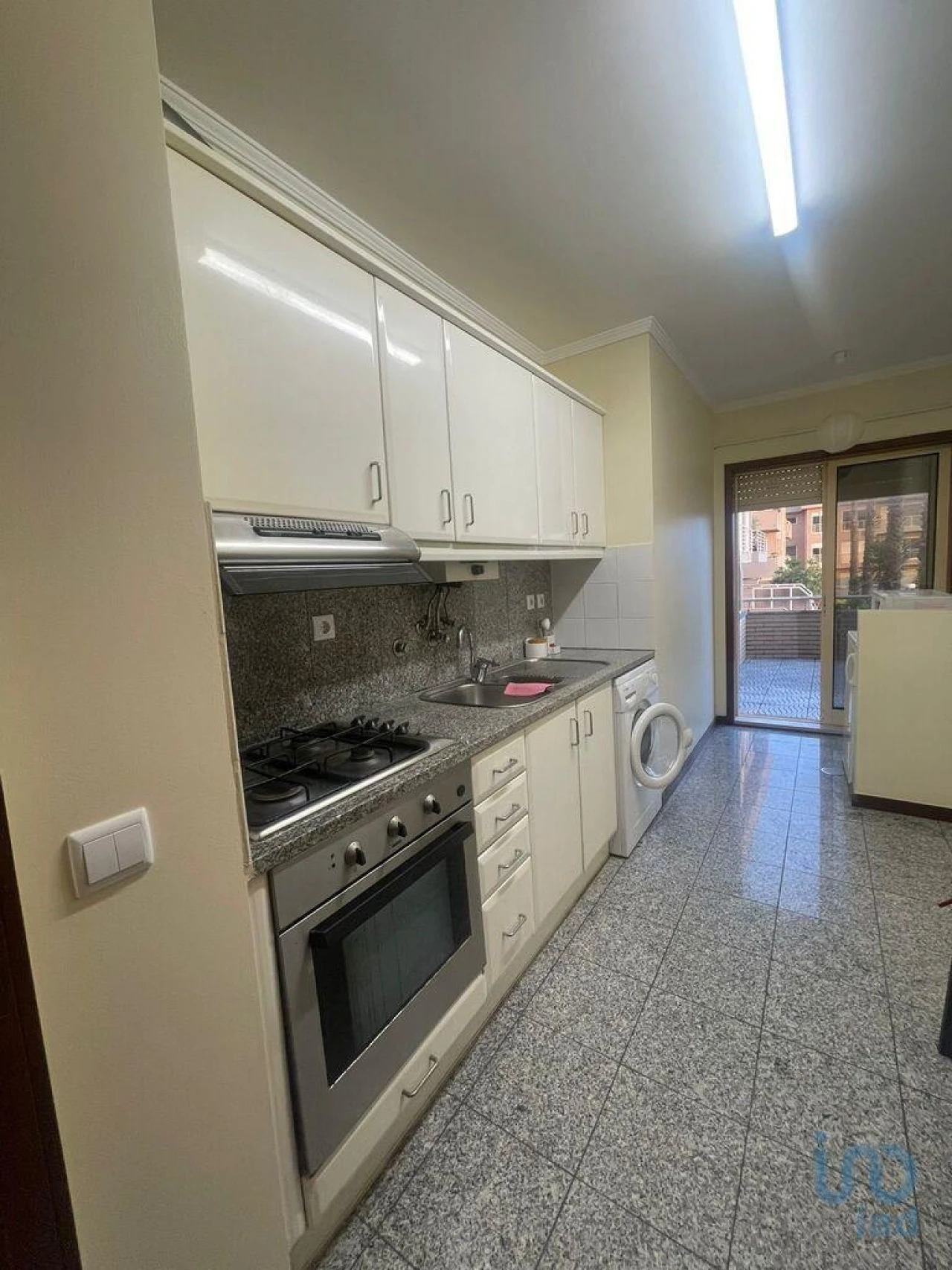 Apartamento T1 para Arrendamento em Canidelo Foto 7
