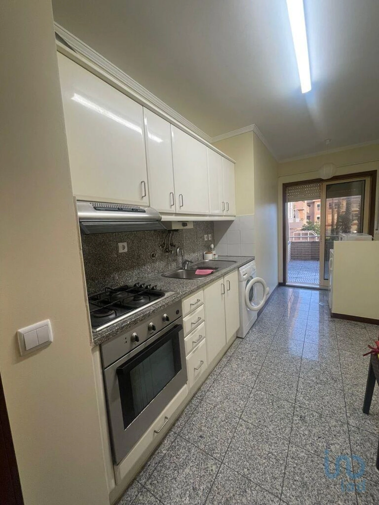Apartamento T1 para Arrendamento em Canidelo Foto 6