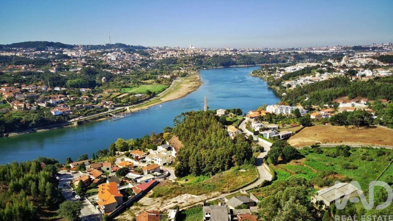 Terreno para Venda em Gondomar (São Cosme), Valbom e Jovim Foto 23