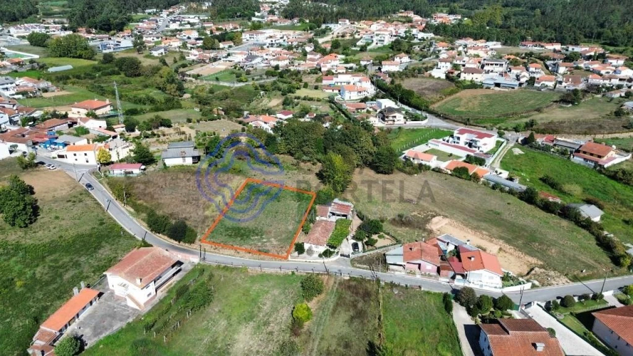 Terreno para Venda em Fornos Foto 9