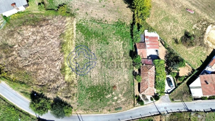 Terreno para Venda em Fornos Foto 7