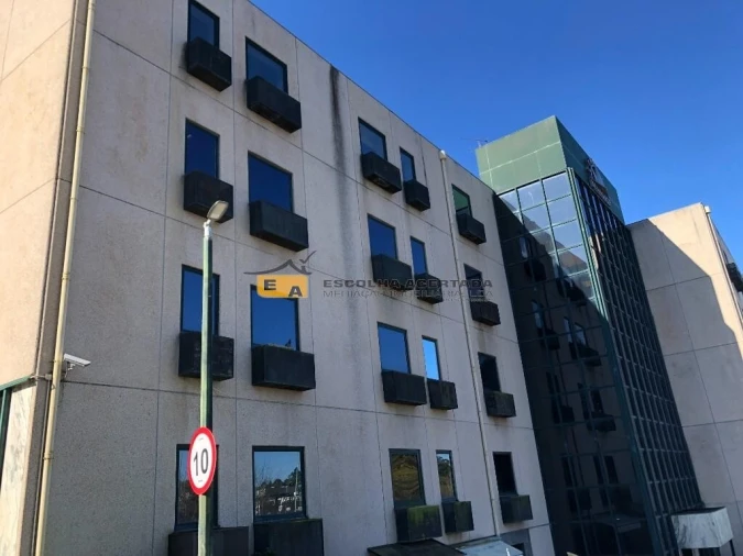 Escritório para Arrendamento em Cidade da Maia