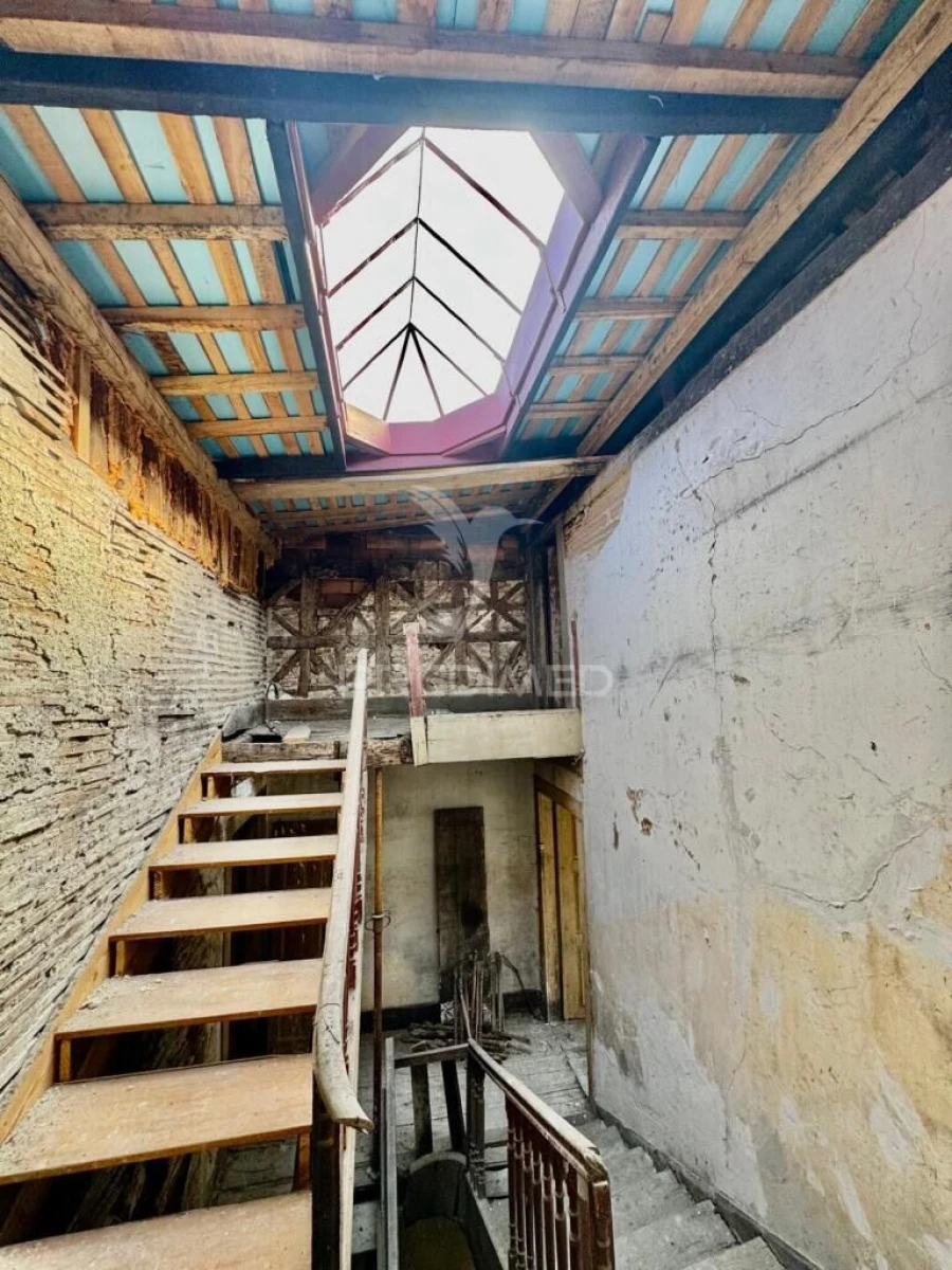 Prédio para Venda em Oliveira, São Paio e São Sebastião Foto 12