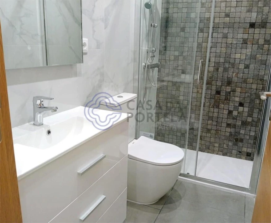 Moradia T2 para Venda em Pedrouços Foto 6