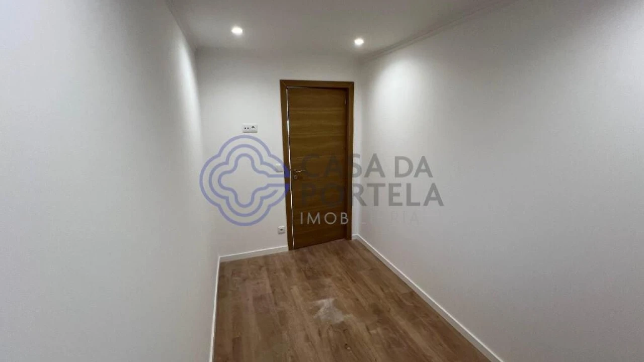 Moradia T2 para Venda em Pedrouços Foto 21