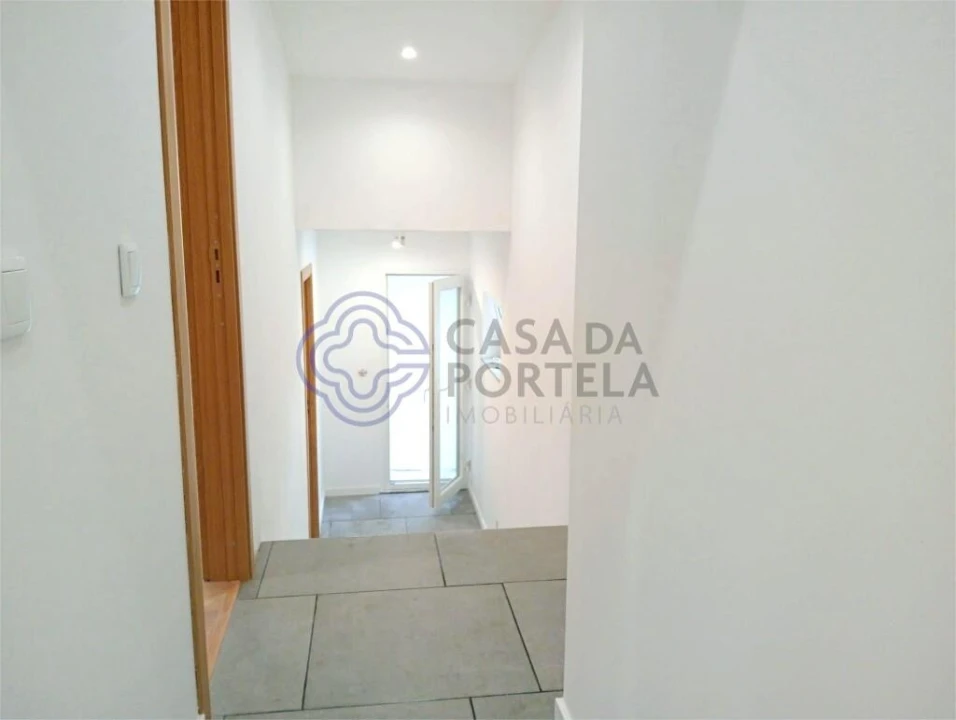 Moradia T2 para Venda em Pedrouços Foto 20