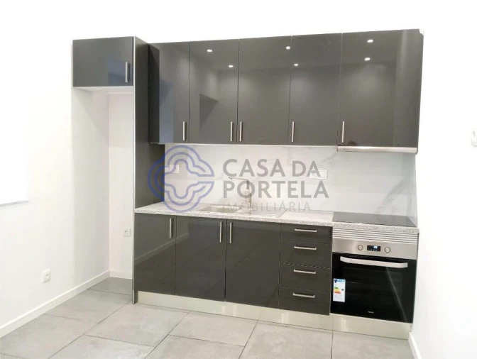 Moradia T2 para Venda em Pedrouços Foto 11