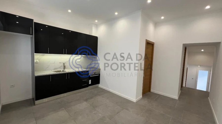 Moradia T2 para Venda em Pedrouços Foto 4