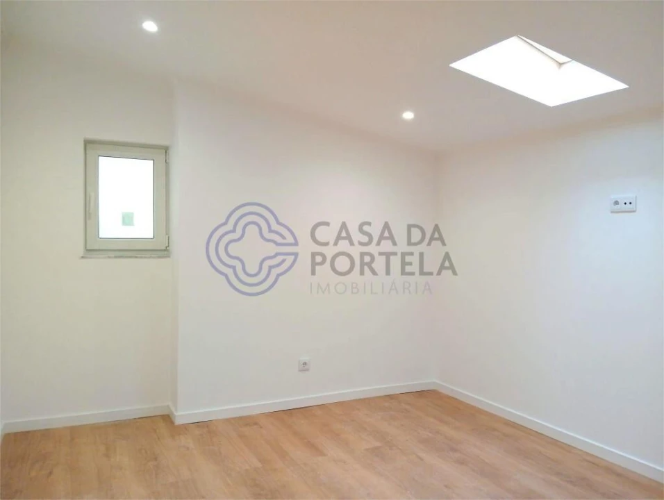 Moradia T2 para Venda em Pedrouços Foto 13