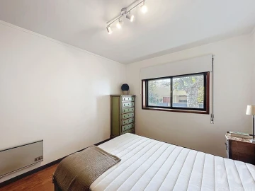 Apartamento T2 para Arrendamento em Aldoar, Foz do Douro e Nevogilde