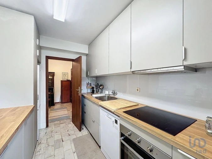 Apartamento T2 para Arrendamento em Aldoar, Foz do Douro e Nevogilde Foto 6