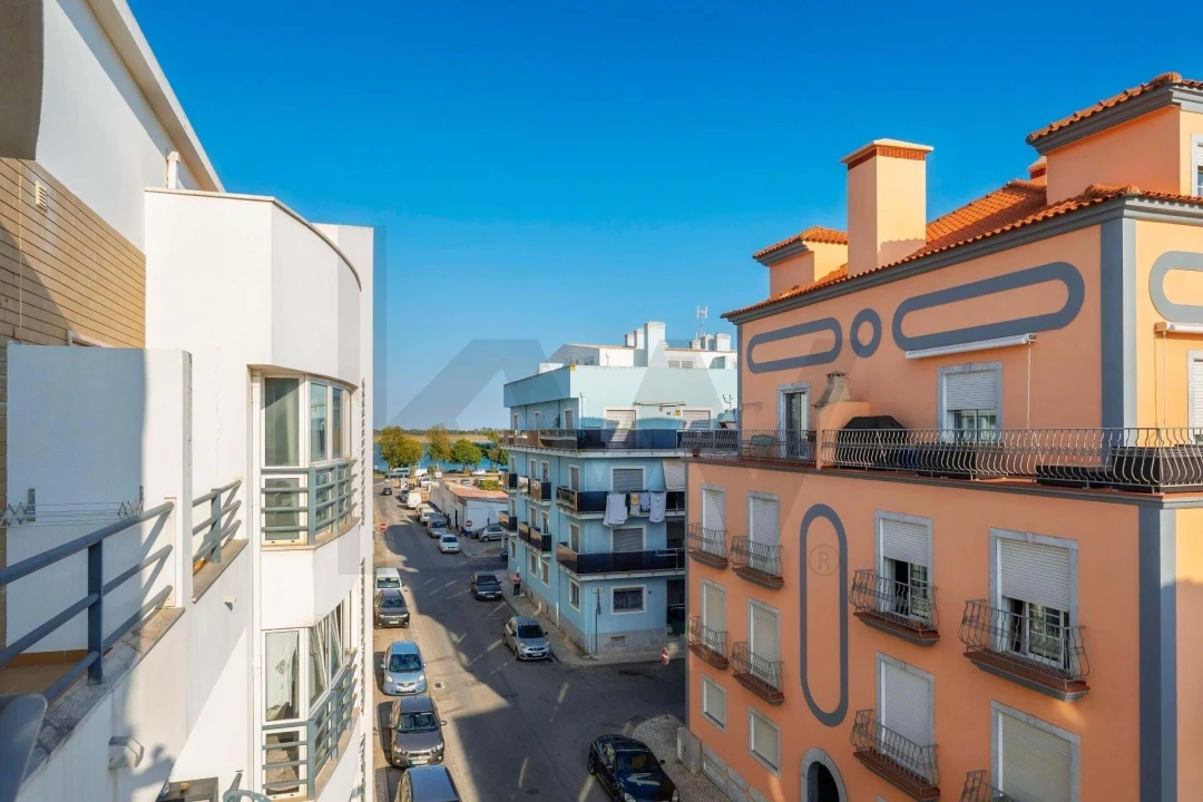 Apartamento T2 para Venda em Vila Real de Santo Antonio Foto 13