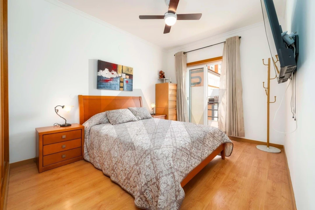 Apartamento T2 para Venda em Vila Real de Santo Antonio Foto 15