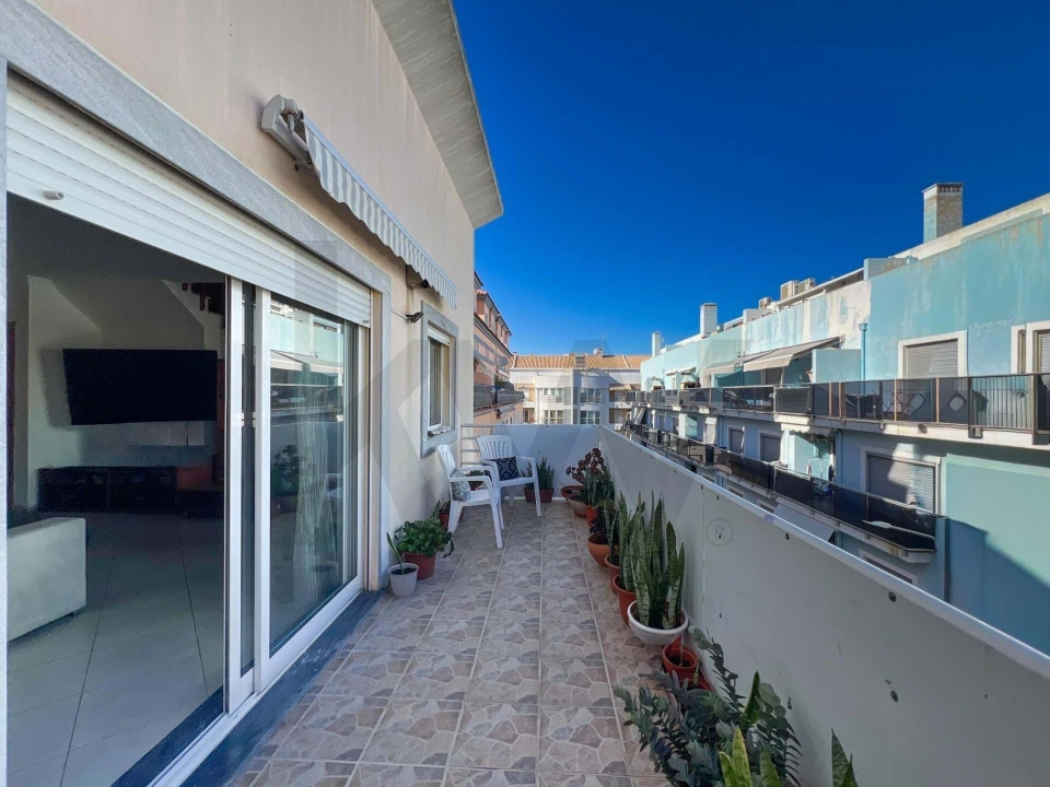 Apartamento T3 para Venda em Vila Real de Santo Antonio Foto 1