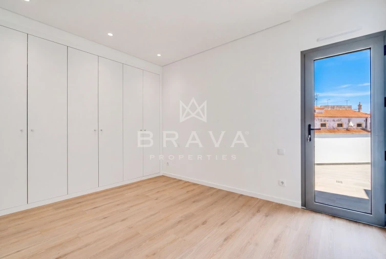 Apartamento T3 para Venda em Silves Foto 17