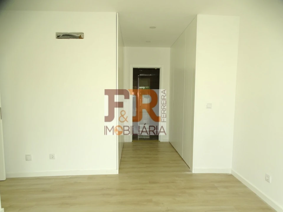 Moradia T4 para Venda em Quinta do Anjo Foto 15