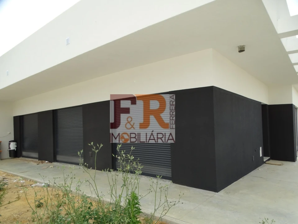 Moradia T4 para Venda em Quinta do Anjo Foto 1