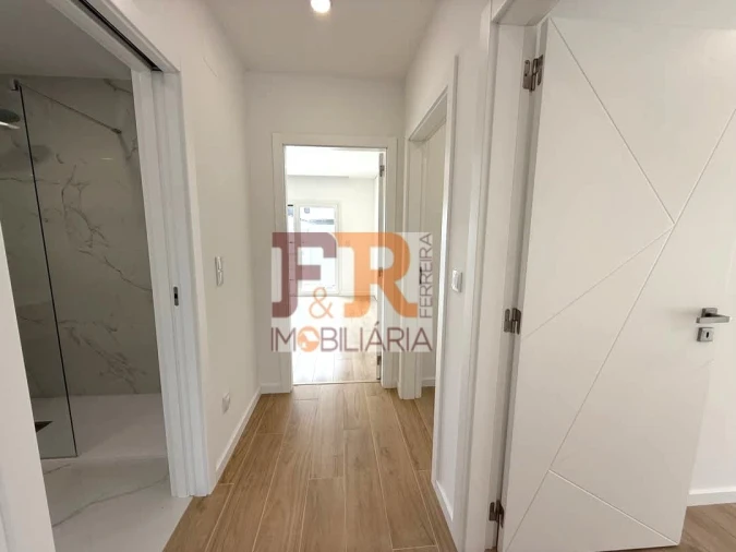 Moradia T4 para Venda em Quinta do Anjo Foto 29