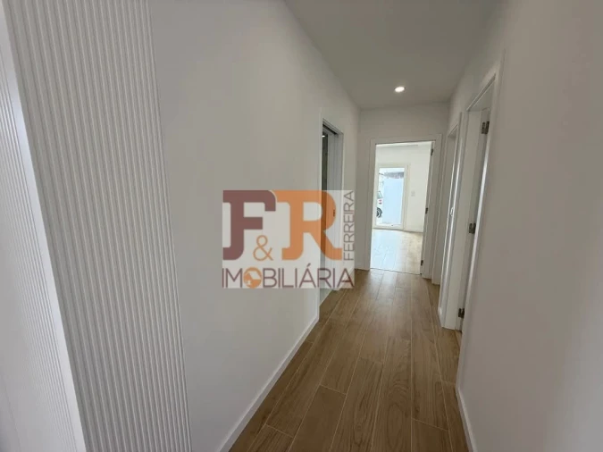 Moradia T4 para Venda em Quinta do Anjo Foto 32