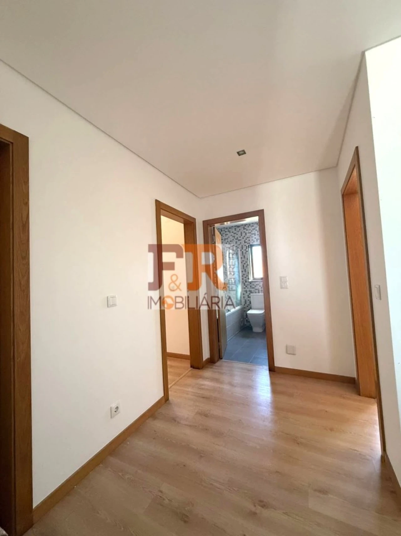 Moradia T4 para Venda em Fernao Ferro Foto 15