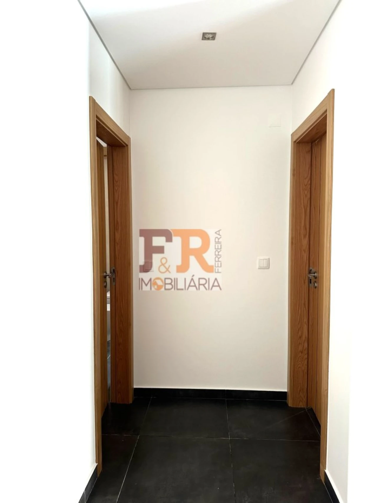 Moradia T4 para Venda em Fernao Ferro Foto 18