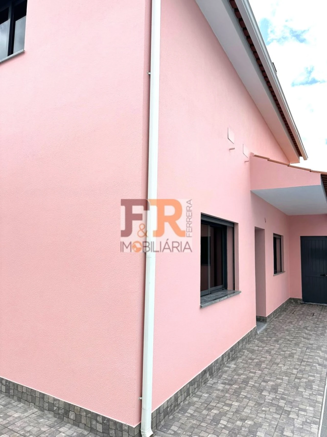 Moradia T4 para Venda em Fernao Ferro Foto 36