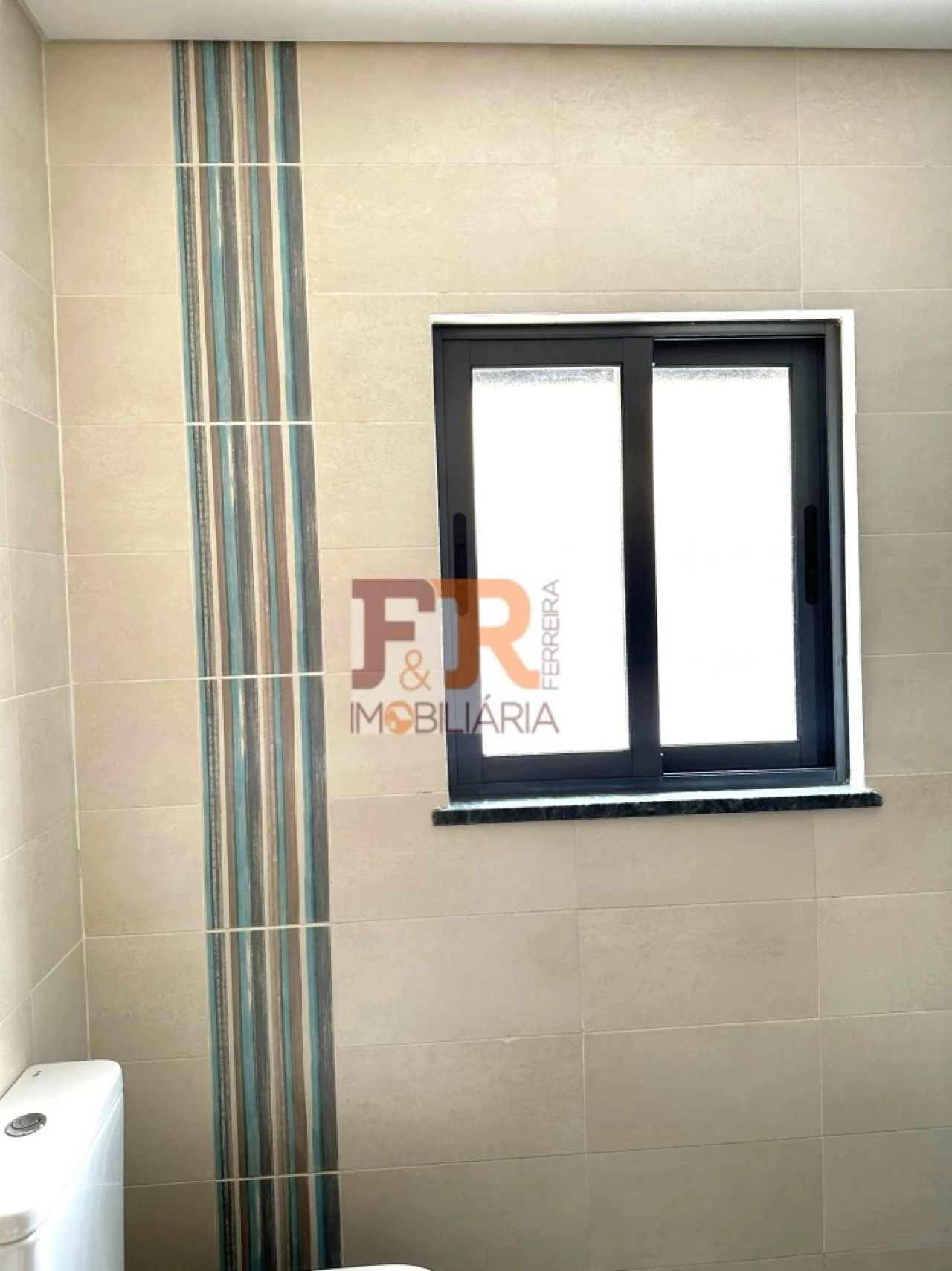 Moradia T4 para Venda em Fernao Ferro Foto 27