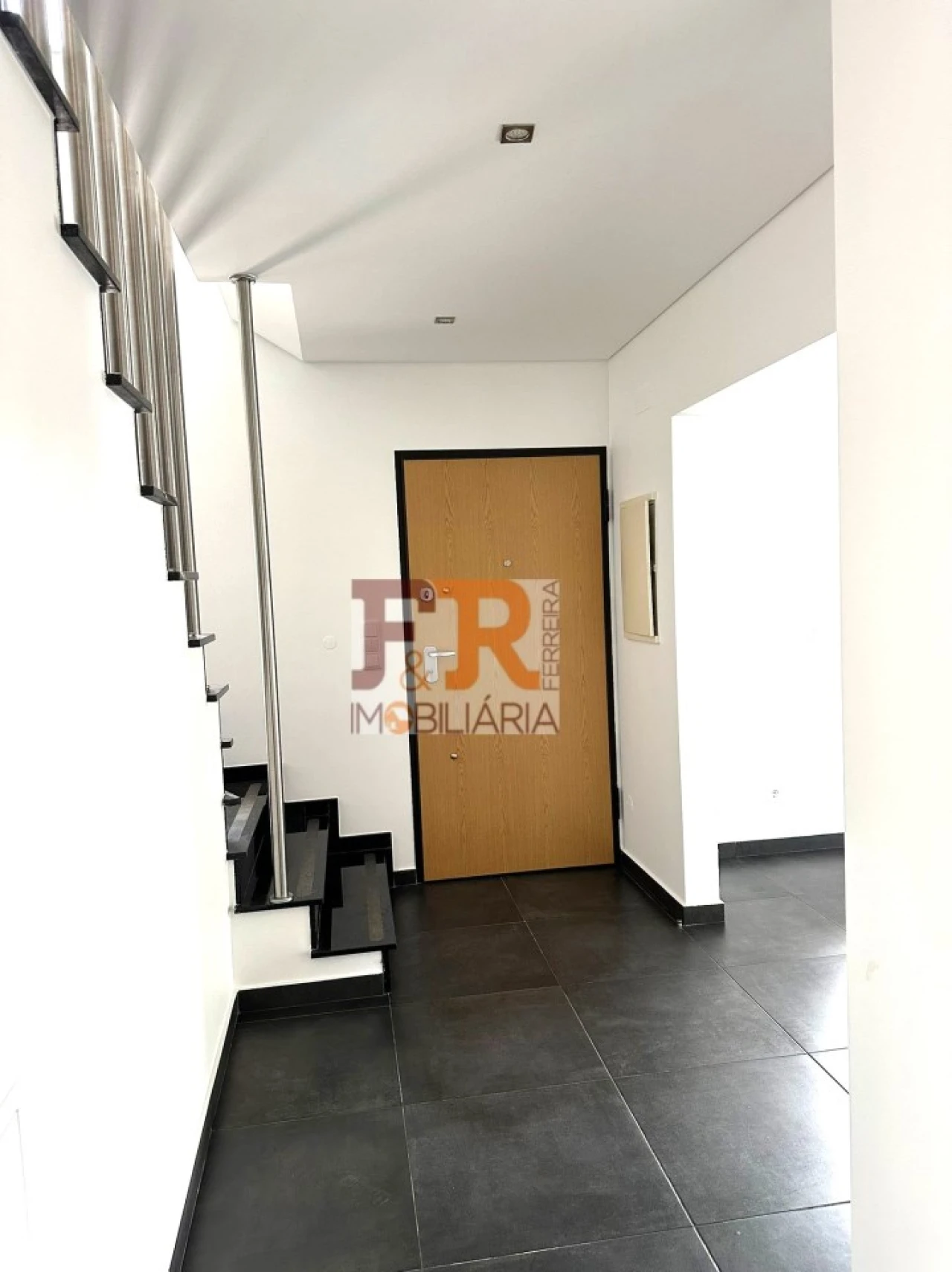 Moradia T4 para Venda em Fernao Ferro Foto 31