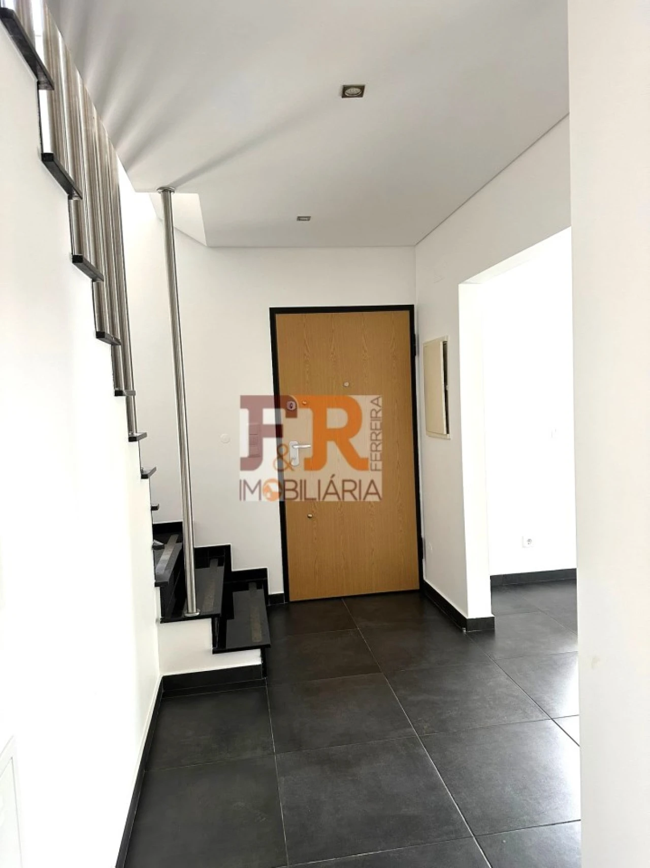 Moradia T4 para Venda em Fernao Ferro Foto 7