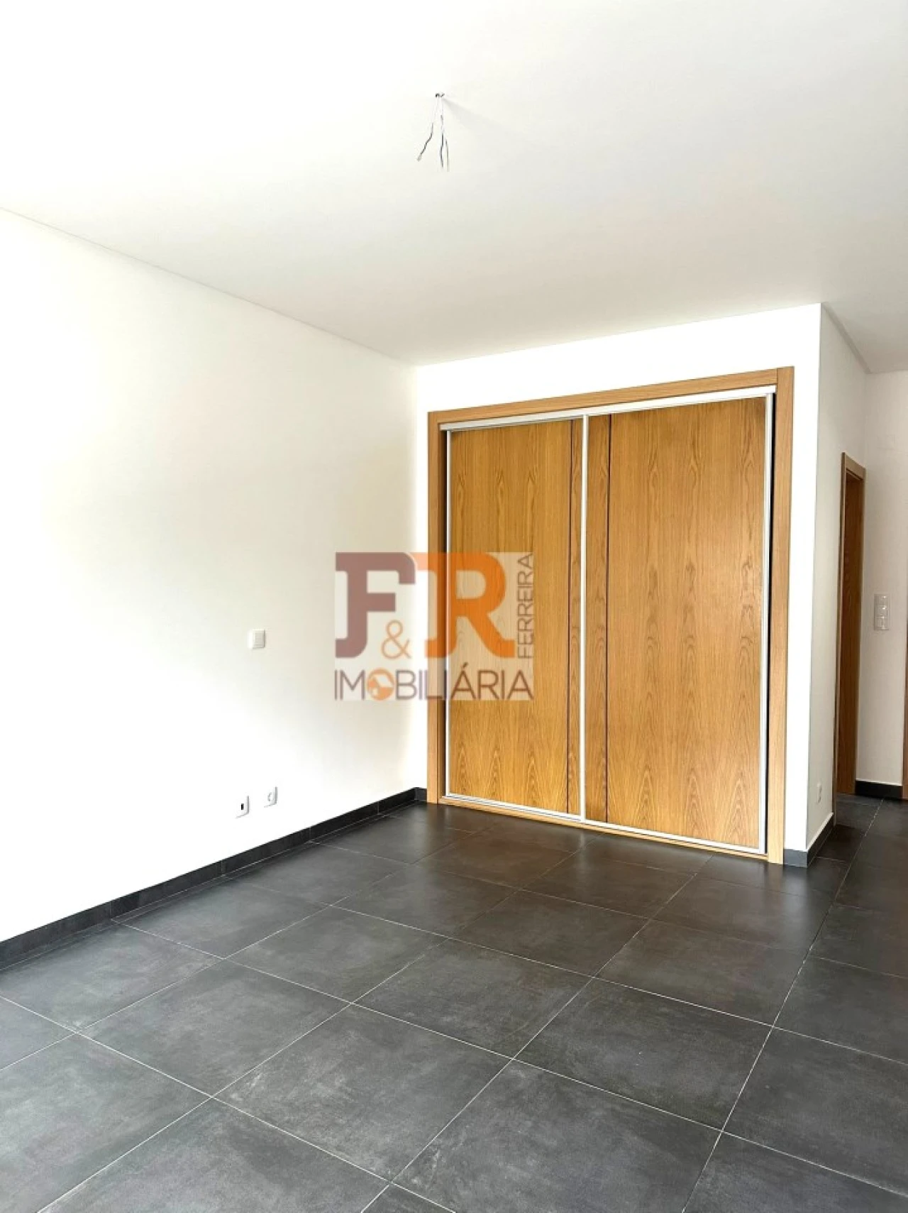 Moradia T4 para Venda em Fernao Ferro Foto 33