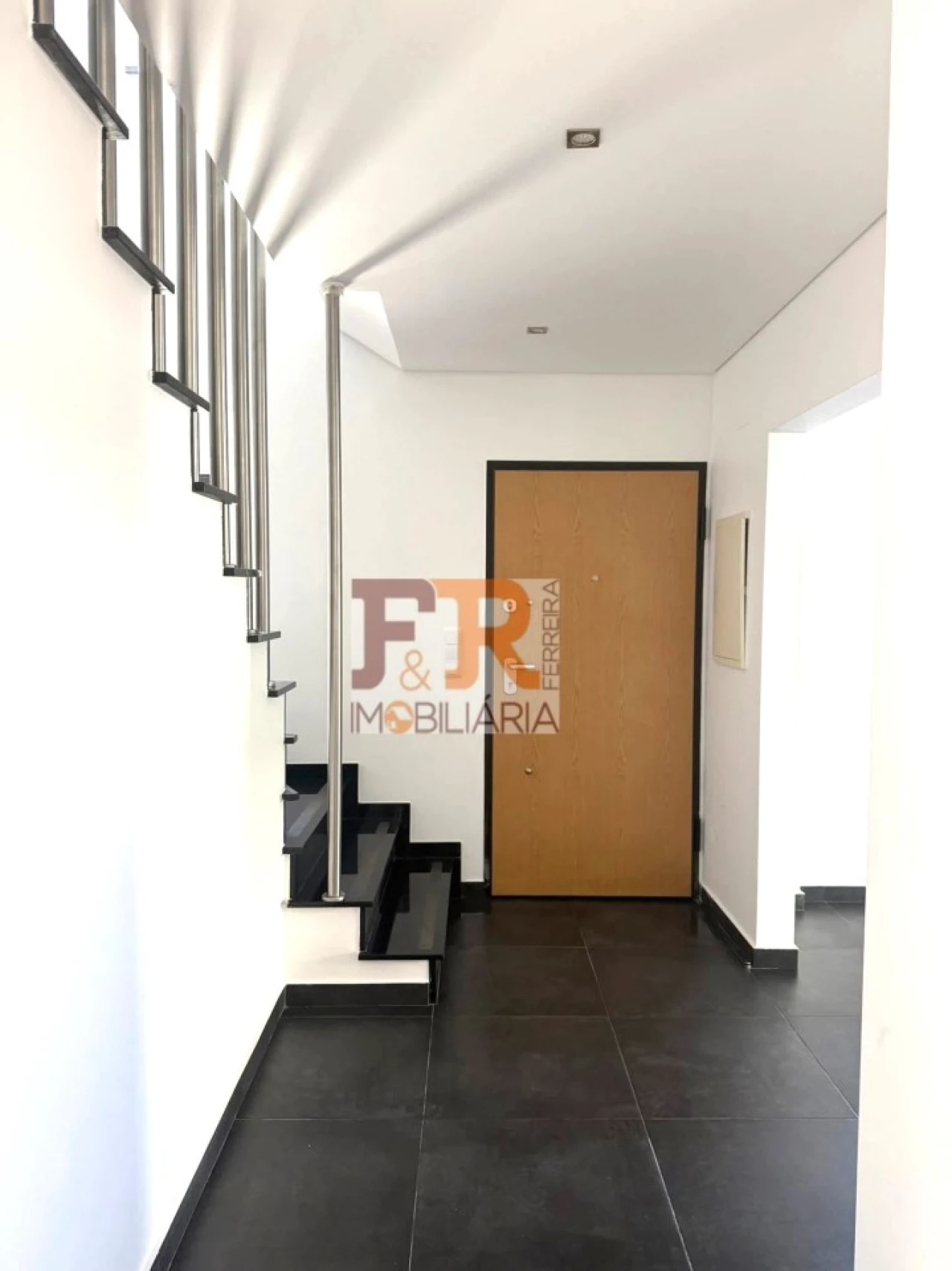 Moradia T4 para Venda em Fernao Ferro Foto 35