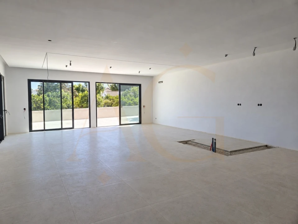 Moradia T4 para Venda em Luz de Tavira e Santo Estêvão Foto 4