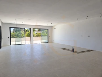 Moradia T4 para Venda em Luz de Tavira e Santo Estêvão