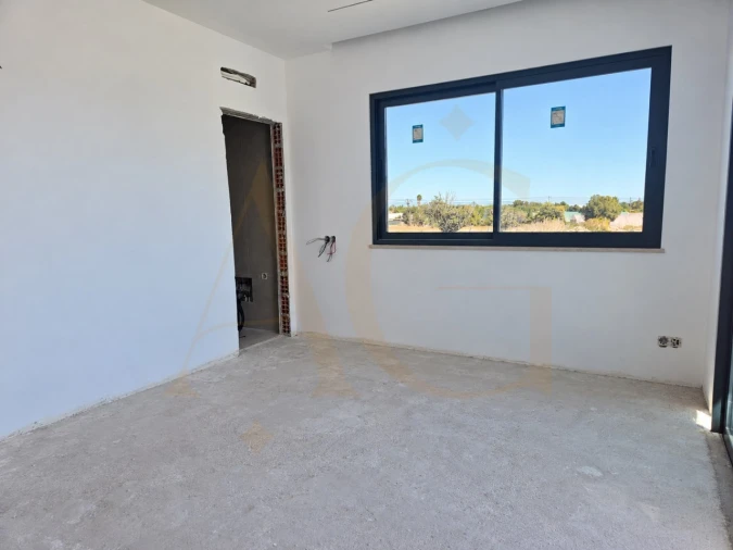 Moradia T4 para Venda em Luz de Tavira e Santo Estêvão Foto 8