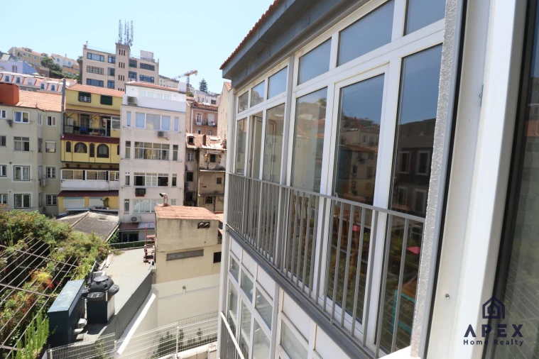 Apartamento T2 para Venda em Santo António Foto 5