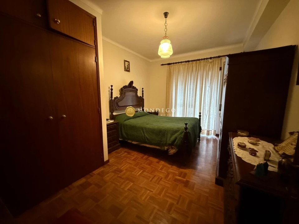 Apartamento T3 para Venda em Santo Antonio dos Olivais Foto 5