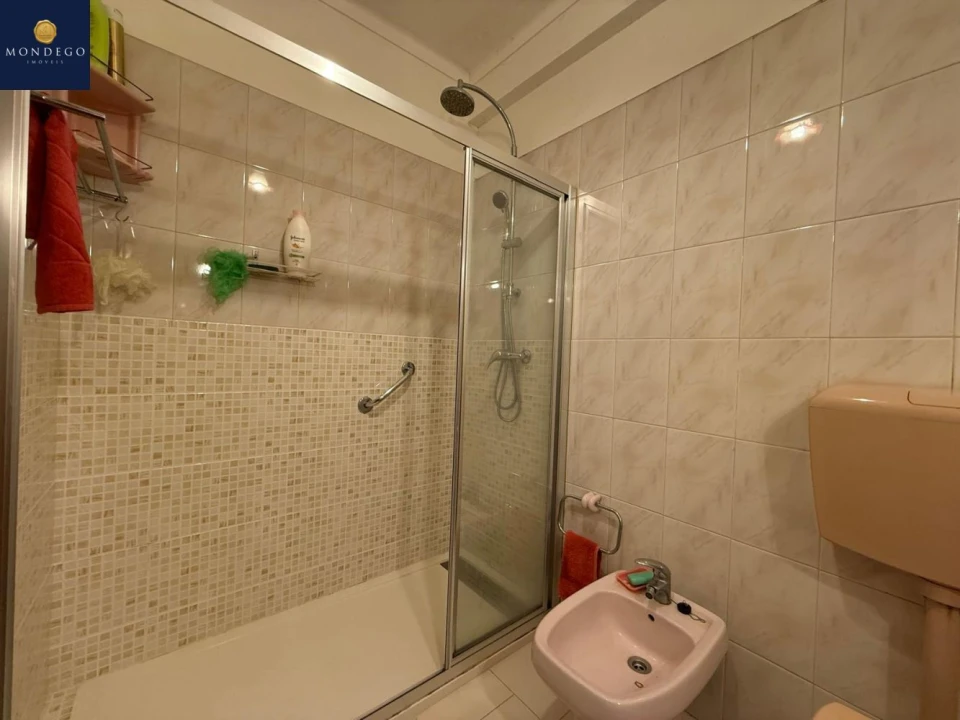 Apartamento T3 para Venda em Santo Antonio dos Olivais Foto 6