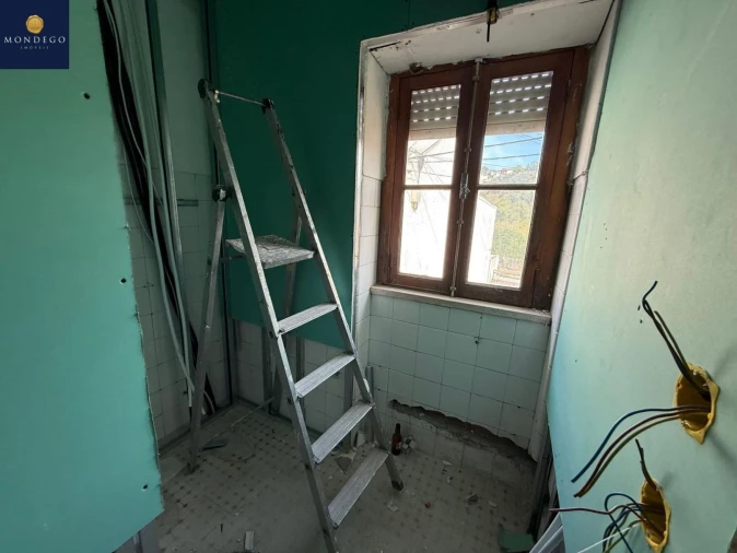 Moradia T3 para Venda em Eiras e São Paulo de Frades Foto 12