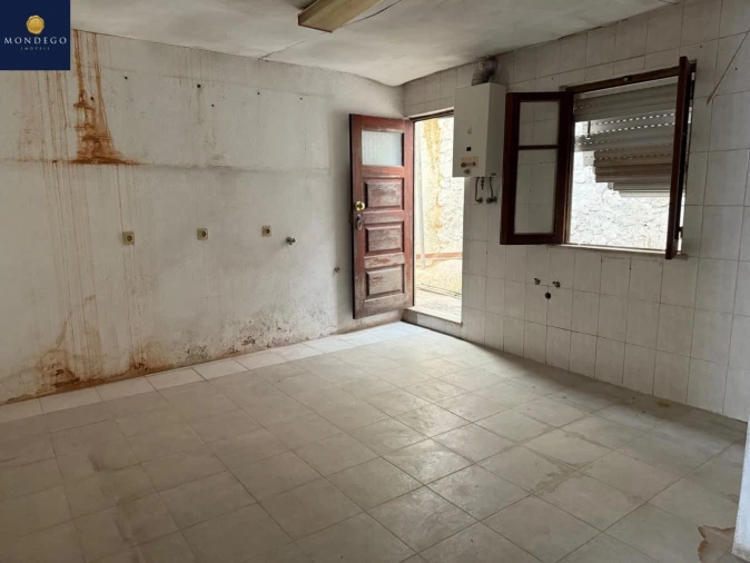 Moradia T3 para Venda em Eiras e São Paulo de Frades Foto 16