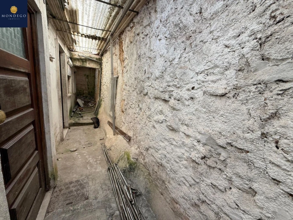 Moradia T3 para Venda em Eiras e São Paulo de Frades Foto 10