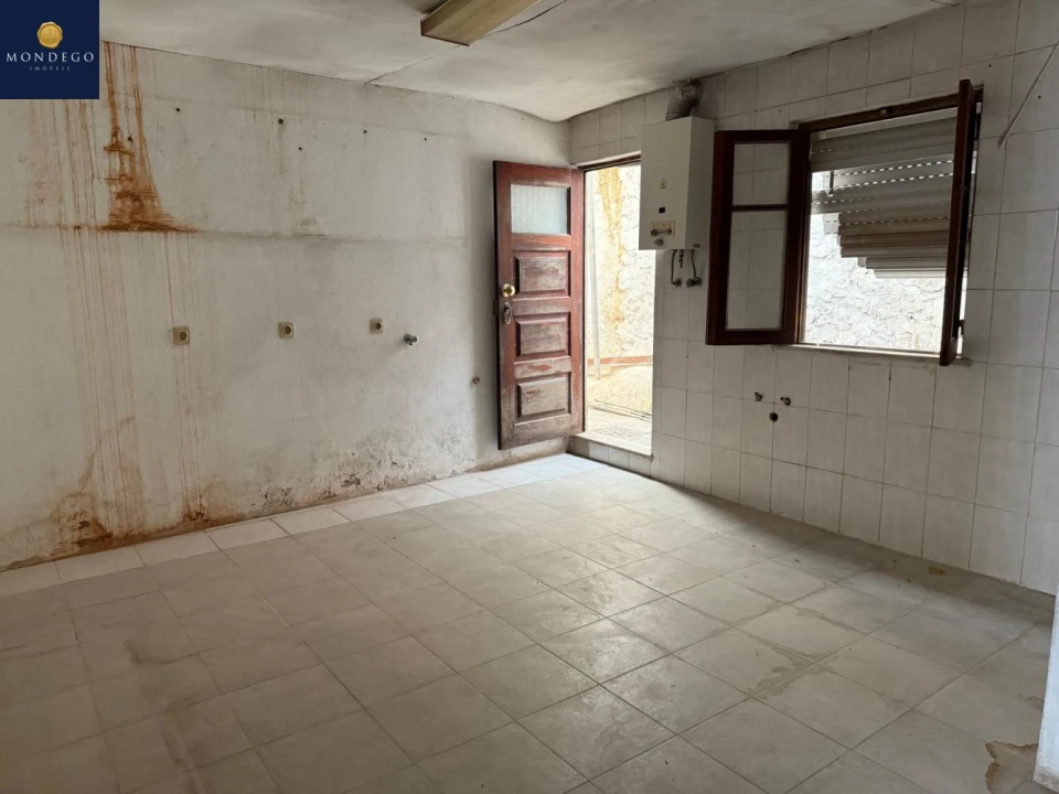 Moradia T3 para Venda em Eiras e São Paulo de Frades Foto 16