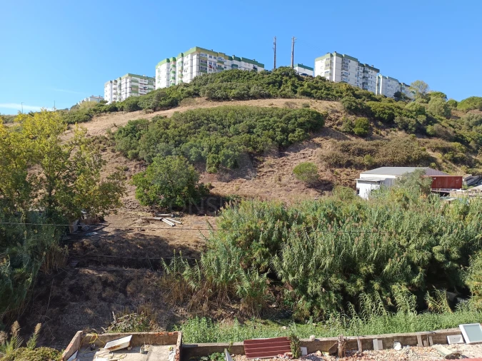 Apartamento T2 para Arrendamento em Odivelas Foto 6