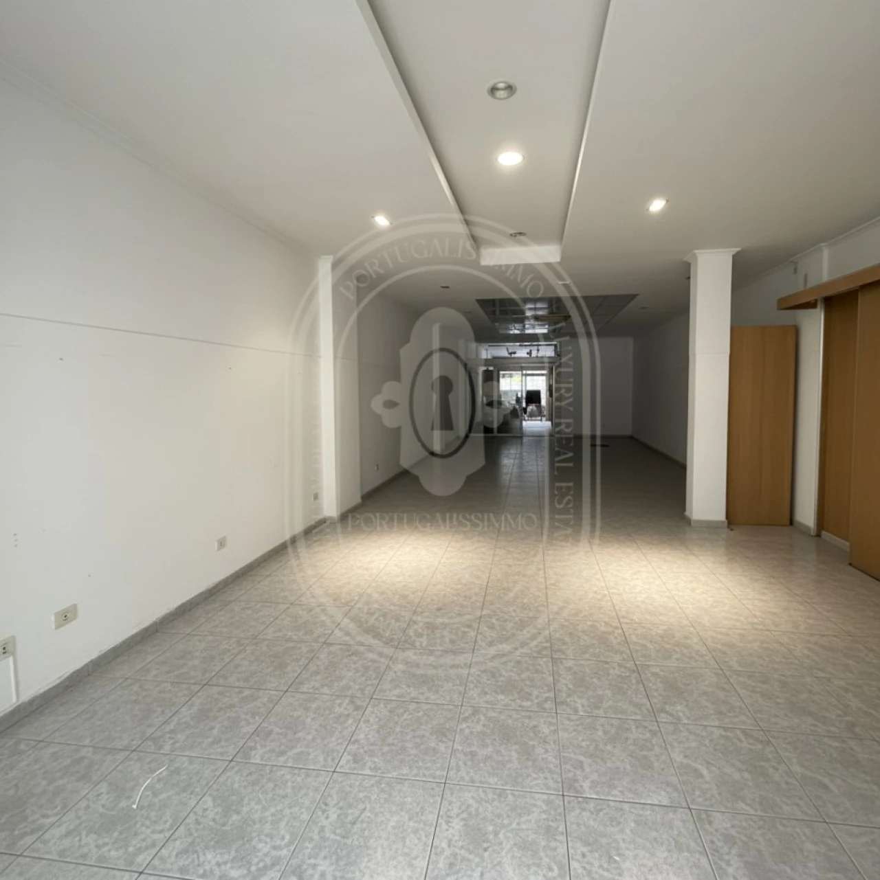 Loja para Venda em São João Baptista e Santa Maria dos Olivais Foto 14