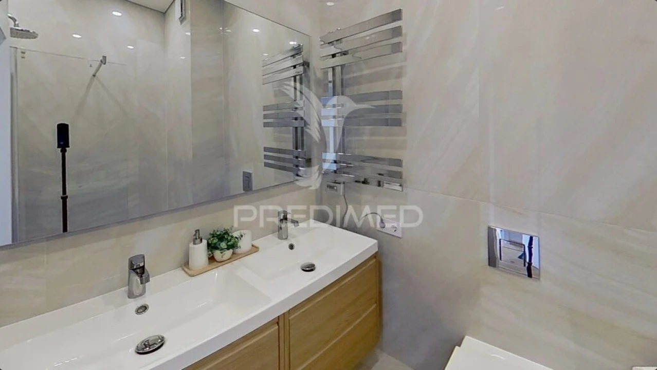 Apartamento T2 para Venda em Cedofeita, Santo Ildefonso, Sé, Miragaia, São Nicolau e Vitória Foto 7