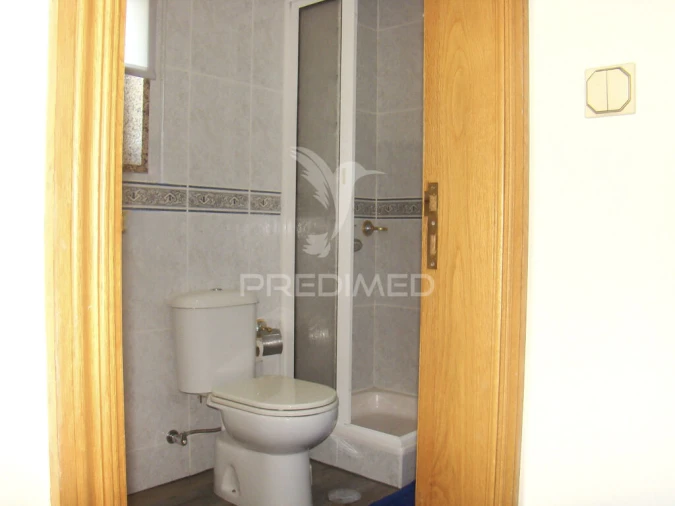 Moradia T4 para Venda em Quinchães Foto 18