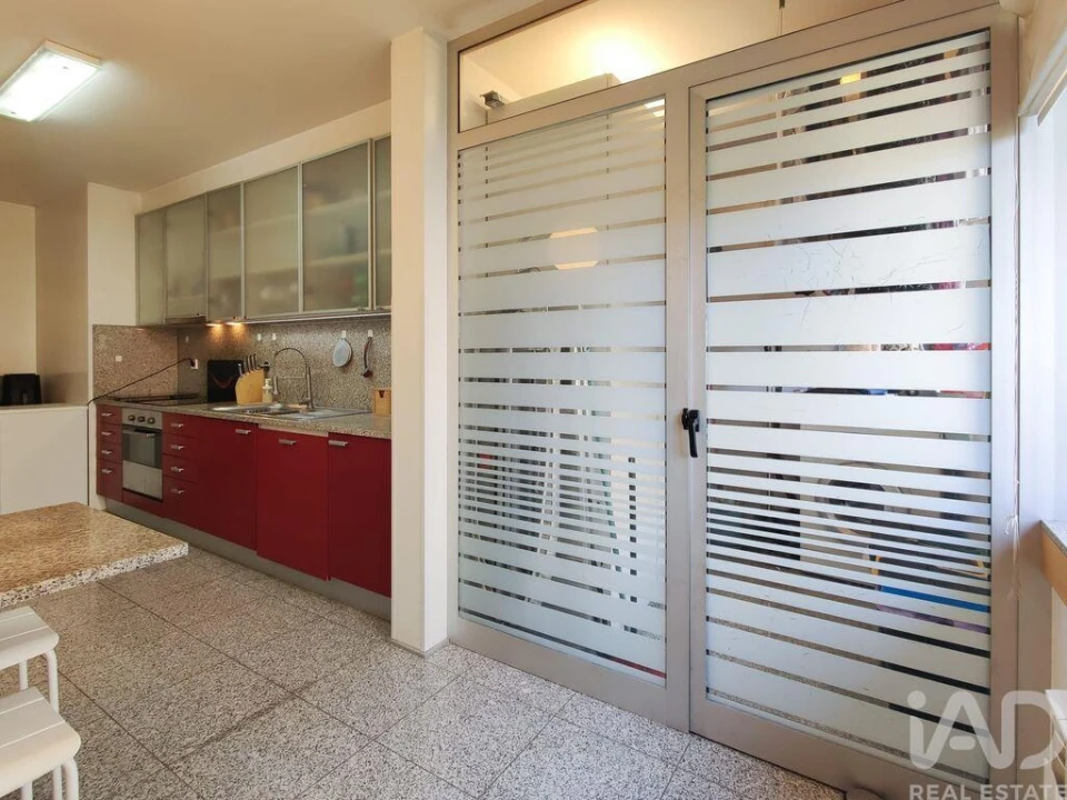 Apartamento T3 para Venda em Lordelo do Ouro e Massarelos Foto 18